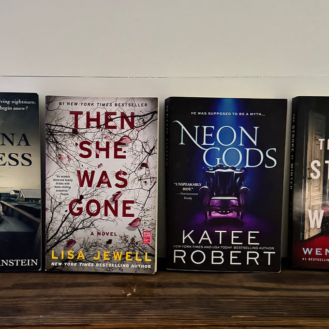 Thriller & Romance Bundle – Lisa Jewell, Katee Robert, Wendy Webb, Kimberly Burn
